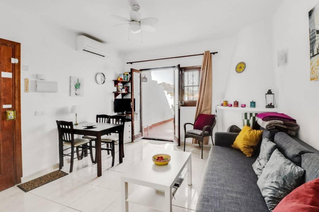 Capistrano Village, 1 Bedroom + Free Wi-Fi Nerja Extérieur photo