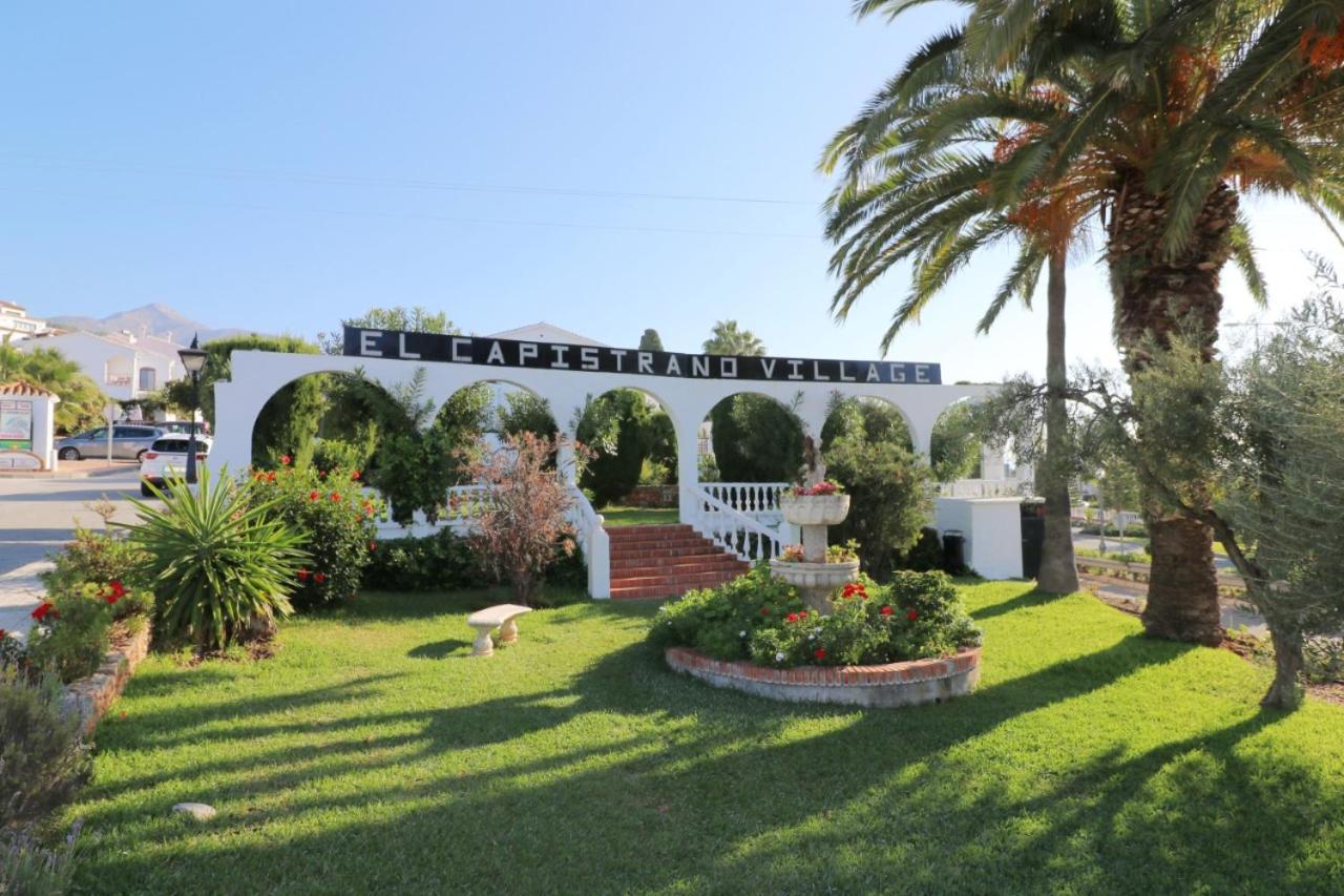 Capistrano Village, 1 Bedroom + Free Wi-Fi Nerja Extérieur photo