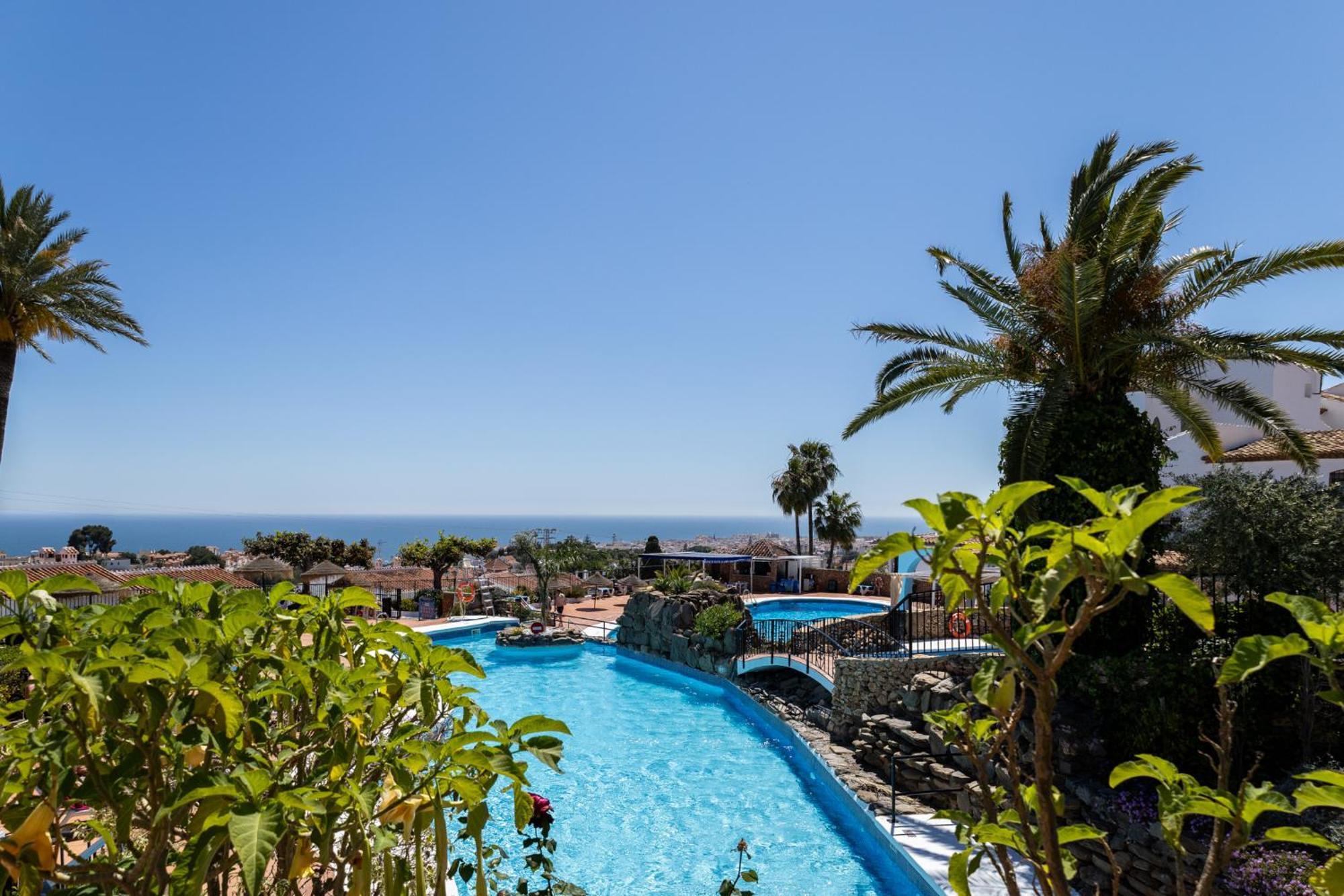 Capistrano Village, 1 Bedroom + Free Wi-Fi Nerja Extérieur photo
